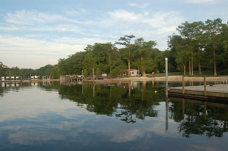 Bridge  - Spring 2006 158.JPG - The Park's waterfront, and the end of our cruise.